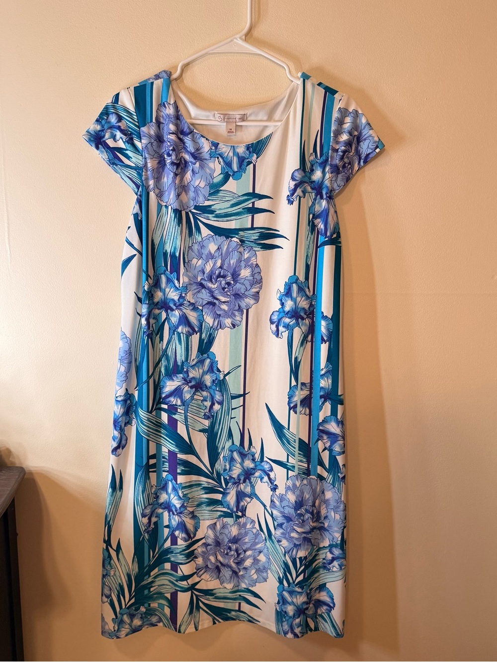 Women's Blue Floral Shift Dress